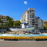 La Recalada Mit Privatpool By Interhome Estepona