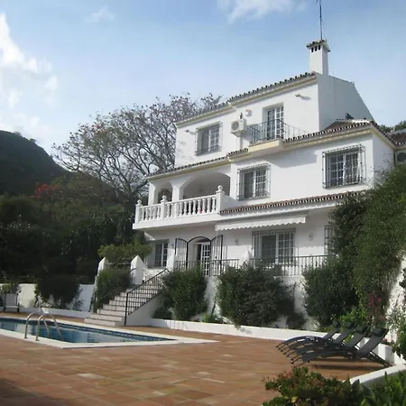 La Recalada Mit Privatpool By Interhome