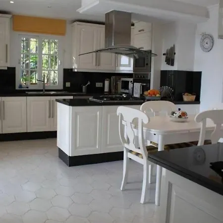 度假居 La Recalada Mit Privatpool By Interhome